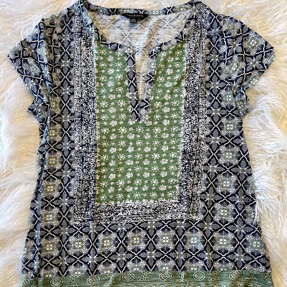 Lucky Brand t-shirt
